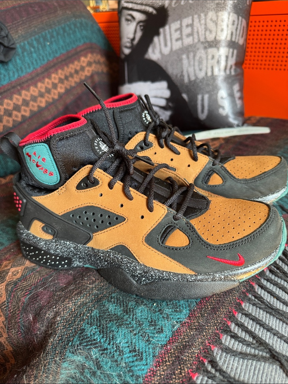 Nike Air Mowabb Olivia Kim